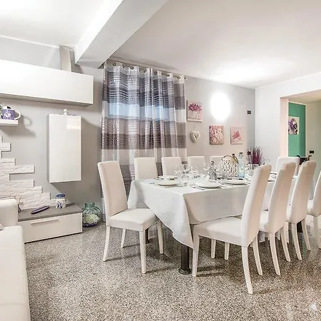 Serena Villa Assisi